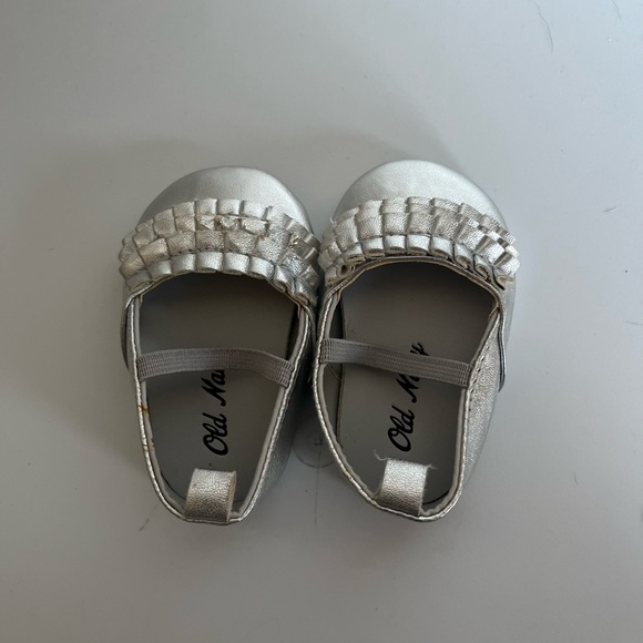 Bundle- toddlers size 3 and 1 dress shoes - Picture 8 of 10